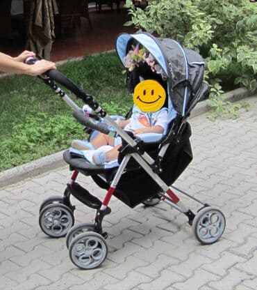 прогулочные коляски: Коляска, цвет - Голубой, Б/у — 3