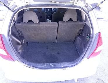 перекупщик авто: Honda Fit: 2001 г., 1.3 л, Автомат, Бензин, Хэтчбэк — 8