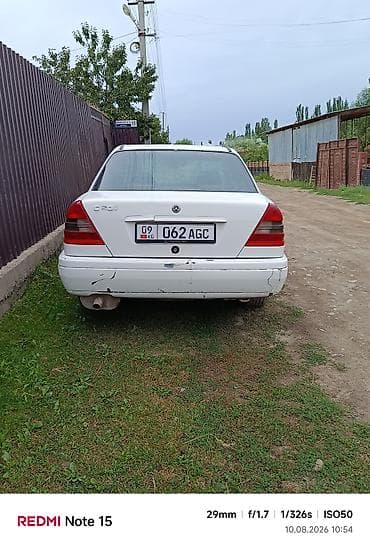 калыб: Двигатель и салон автомобиля Mercedes-Benz (W124) - Подкапотное — 9