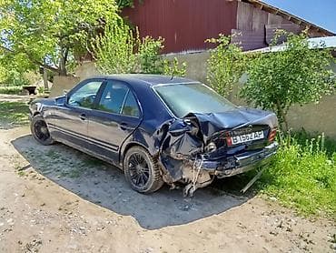 хонда степ эреф 1: Mercedes-Benz E-Class: 1996 г., Кол менен иштөөчү, Бензин, Седан — 3