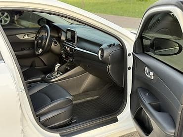 j 05: Kia K3: 2018 г., 1.6 л, Вариатор, Бензин, Седан — 9