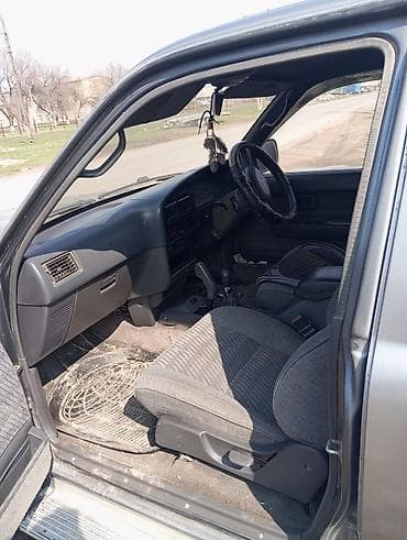 Транспорт: Внедорожник Тойота сурф машина в хорошем состоянии кроме двигателя — 4