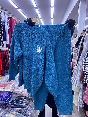 s: Тёплые плющевые двойки/комплекты

Оптом и в розницу — 1