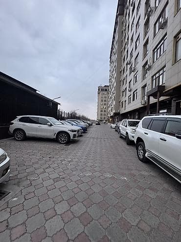 хостел чоктал: Сдаётся офис ул. Каралаева, напротив 5 микрорайона Общая площадь — 8