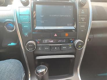 гибрид машины: Toyota Camry: 2016 г., 2.5 л, Автомат, Гибрид, Седан — 9