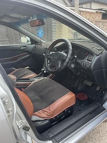 subaru legacy bh: Honda Saber: 2000 г., 2.5 л, Автомат, Седан — 5
