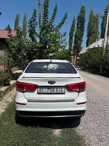 byd bot 384: Kia Rio: 2016 г., Седан — 3