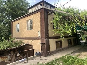 продаю бишкек: Продаётся жилой дом с большим приусадебным участком. Описание дома: - — 1