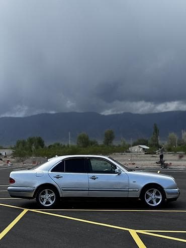 варият машина: Mercedes-Benz E-Class: 1998 г., 2.3 л, Механика, Бензин, Седан — 2