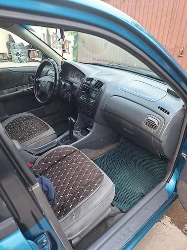 авто мазда: Mazda 323: 1998 г., 1.6 л, Автомат, Бензин, Хэтчбэк — 4