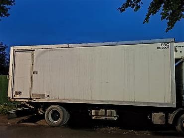 продам динамики: Кузов тентованный Mercedes-Benz, 2001 г. — 1