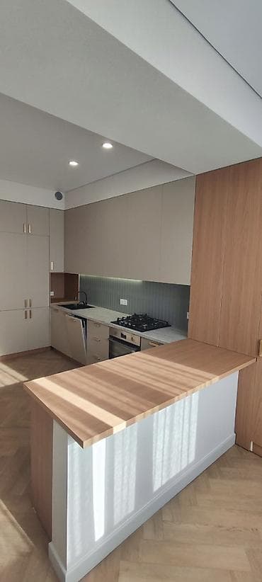 Квартиры: 2 комнаты, 77 м², Элитка, 4 этаж — 7