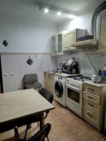 дом в кемин: 4 комнаты, Собственник, Без подселения, С мебелью полностью — 2