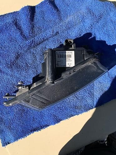 Глушители: Левая противотуманная фара BMW 2010 г., Б/у, Оригинал, Турция — 2