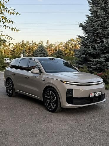 от8т с: Lixiang L6: 2024 г., 1.5 л, Автомат, Гибрид, Кроссовер — 3
