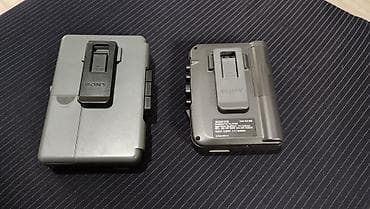 видое камера: 2 аудио кассетных плеера фирма Sony Walkman, 1 новый чисто кассетный — 3