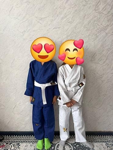 форма ufc: Комплект, цвет - Белый, Б/у — 4