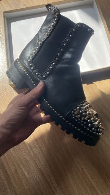 Оксфорддор: Ботинки деми 37 размер
В хорошем состоянии! — 4