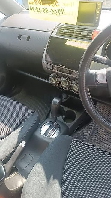 rav4 1995: Honda Fit: 2003 г., Вариатор, Бензин, Хэтчбэк — 9