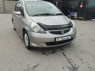 Honda Fit: 2003 г., 1.3 л, Автомат, Бензин, Хэтчбэк