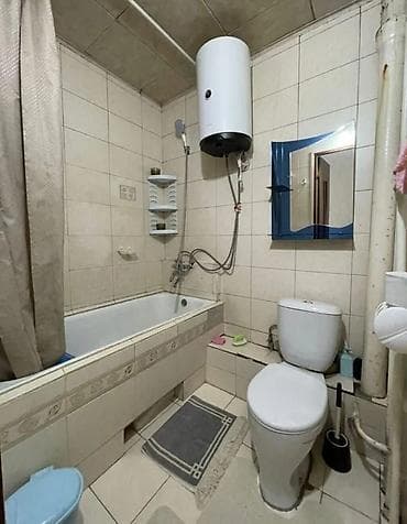 Батирлер: 1 бөлмө, 38 м², Алтын чарчы 104-серия, 3 кабат, Косметикалык оңдоо — 2