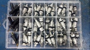 датчик надува: Вентель, сосок, ниппель для датчика давления в шинах. 500 сом шт — 4