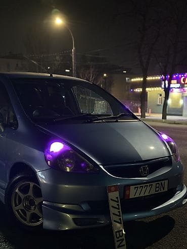 Продажа авто: Honda Fit: 2003 г., 1.5 л, Вариатор, Бензин, Хэтчбэк — 8