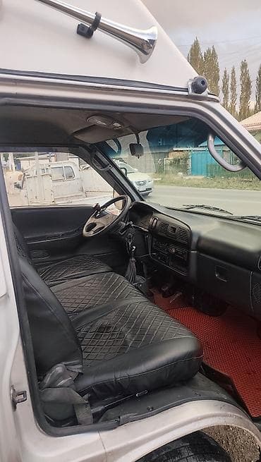 материал для обшивки: Легкий грузовик, Hyundai, Б/у — 8