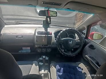 монитор фит: Honda Fit: 2002 г., 1.3 л, Автомат, Бензин, Хэтчбэк — 6