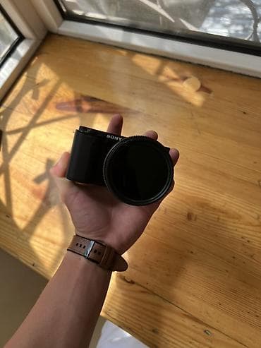 Срочно!‼️ Беззеркальная камера Sony ZV‑E10 4K с поворотным экраном — — 3