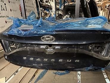 Унаа тетиктери: Багажниктин капкагы Hyundai, 2018 г., Колдонулган, Оригинал — 2