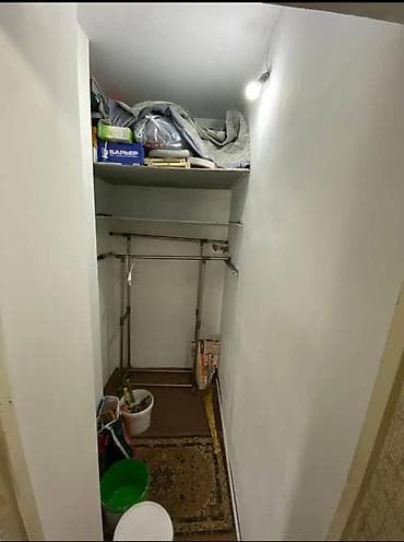 osh flats: 1 комната, 34 м², Индивидуалка, 11 этаж, Старый ремонт — 4