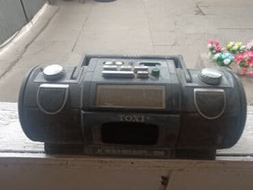 магнитофоны на авто: Портативный магнитофон-радиоприёмник TOXI - Формат: кассетный плеер с — 6