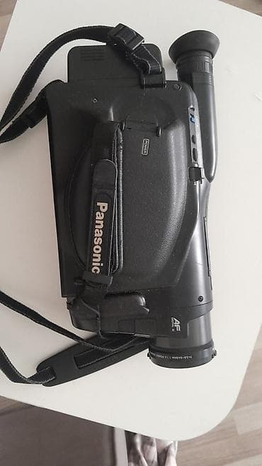video camera: Видеокамера Panasonic RX10 (Slim Camcorder) — компактная VHS-C камера — 2