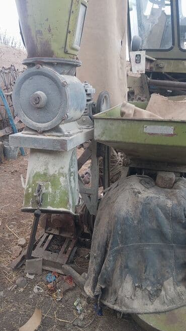 оборудование для столовых: Комбинированная зернодробилка/кормоизмельчитель с циклонным отсосом и — 2