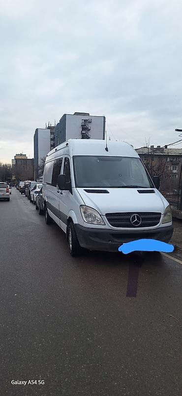 Легкий грузовик, Mercedes-Benz