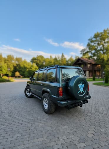 трактор мтз с куном: Внедорожник 5‑дверный с рамной конструкцией кузова. Зелёный цвет — 2