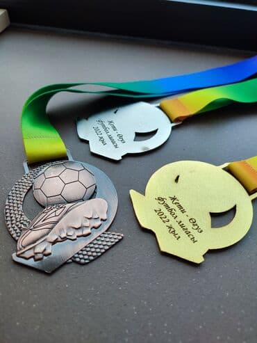 Гравировка на медалях, и кубках, скидки при заказе от 5 шт