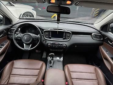 Транспорт: Kia Sorento: 2017 г., 2 л, Автомат, Дизель, Кроссовер — 9