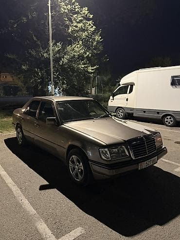 ford c max: Mercedes-Benz W124: 1990 г., 2.3 л, Механика, Газ, Седан — 3