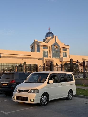 mersedes e320: Honda Stepwgn: 2004 г., 2.4 л, Автомат, Газ, Минивэн — 1