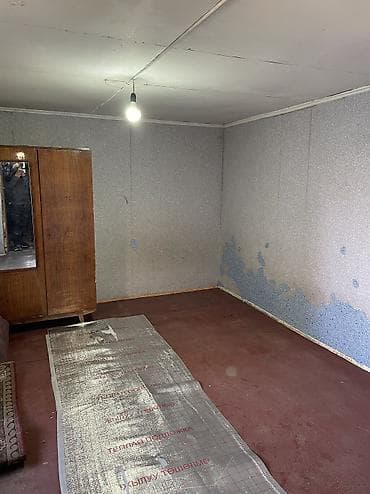 квартира 18000: Комната берилет 15000 сом комуналка менен, душ туалет чогу — 6