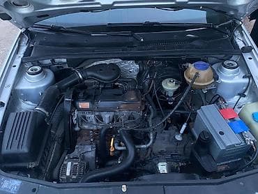 wv caddy: Volkswagen Vento: 1995 г., 1.8 л, Механика, Бензин, Седан — 7