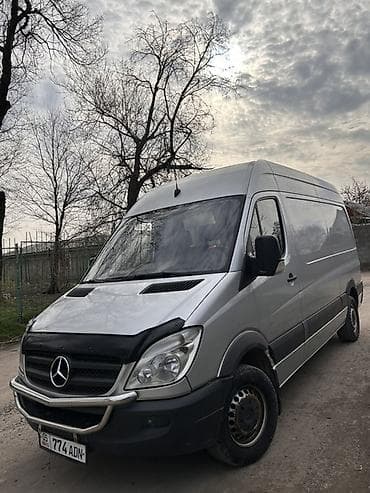 Легкий грузовик, Mercedes-Benz