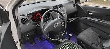 стеклоочистители: Daihatsu Cuore: 2008 г., Бензин, Хэтчбэк — 7