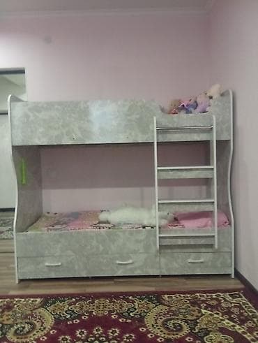 стол с выдвижными ящиками: Двухъярусная детская кровать, ЛДСП, цвет - Серый — 2