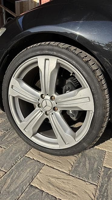 Колеса в сборе 255 / 35 / R 20, Всесезонная, Комплект, Легковые, Литые, отверстий - 5