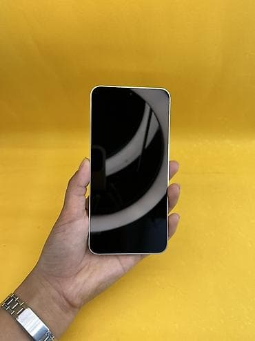 на самсунг: Samsung Galaxy S24, Б/у, 256 ГБ, цвет - Белый, В рассрочку, 1 SIM, eSIM — 5