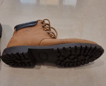 обувь ручной работы бишкек: Ботинки кожаные. Сделано в Испании. Б/У размер 39. Состояние хорошее — 4