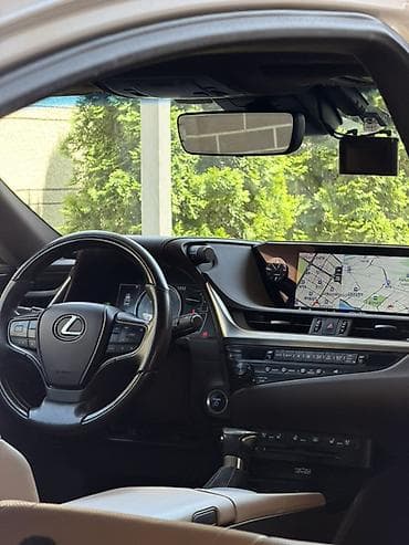 терана: Lexus ES: 2019 г., Гибрид, Седан — 7